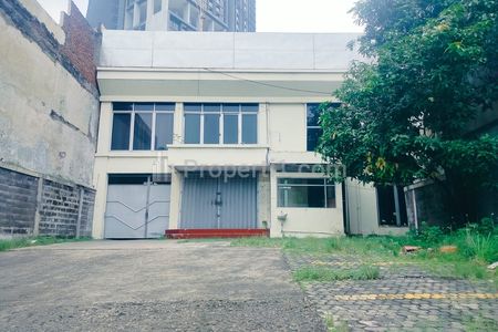 Bangunan Dijual/Disewakan Mayjend HR Muhammad Surabaya Barat