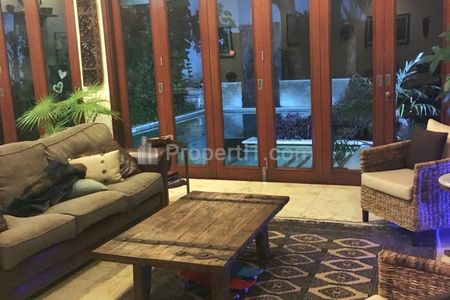 Sewa Rumah Siap Huni di Cipete, Jakarta Selatan - Private Pool & Backyard