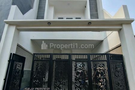Dijual Rumah Baru dengan Rofftop di Pondok Kelapa Jakarta Timur