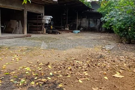 Dijual Tanah Ruang Usaha di Pinggir Jalan Raya Jatikramat Bekasi