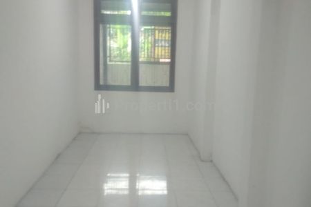 Jual Rumah Asri Kepatihan Menganti Gresik