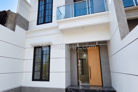 Jual Rumah AMERICAN CLASSIC Desain di Margahayu Raya Metro Soekarno Hatta Bandung Harga Murah