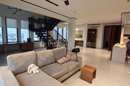 FOR RENT Apartemen Penthouse 4+1 BR Duplex 280SQM Fully Furnished – Kintamani Condominium, Kemang, South Jakarta
