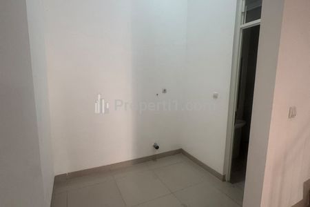 Sewa Ruko Gandeng Osaka PIK 2 Tangerang, Ukuran 4,5x15 Kosongan, 3 Lantai Hadap Dalam, Bisa Sewa Pisah Ruko