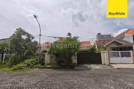 Dijual Rumah Lelang Jalan Klampis Ngasem Sukolilo Surabaya LT 665m2 SHM