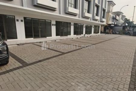 Jual Ruko New Santa Siap Huni Free PPNDTP, Hadap Jalan - Gading Serpong Tangerang