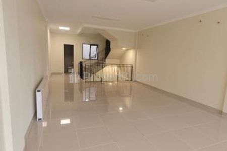 Dijual Ruko Maxim Square - Hadap Jalan Boulevard Gading Serpong Tangerang