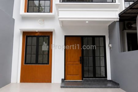 Dijual Rumah 2 Lantai dekat Polsek Jagakarsa, Toll Brigif, Jln M.Kahfi 1, Stasiun Lenteng Agung