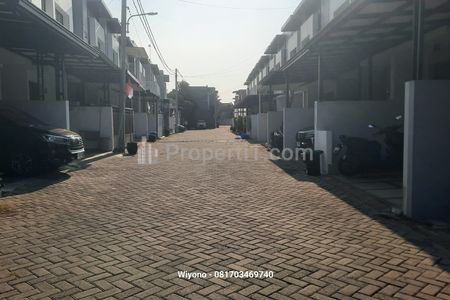 Jual Rumah Regency One Babatan Pantai Surabaya Timur Dekat Raya Kenjeran