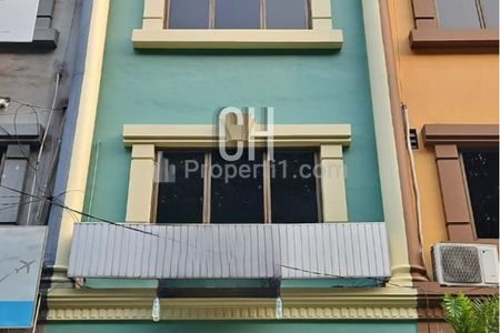 Disewakan Ruko 4 Lantai di Penjaringan, Jakarta Utara - Luas Tanah 73m2