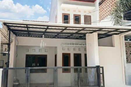 Disewakan Rumah 2 Lantai Siap Huni di Cinere, Depok