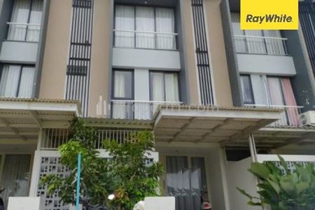 Dijual Rumah Lelang Royal Residence Surabaya Barat LT 57m2 SHM
