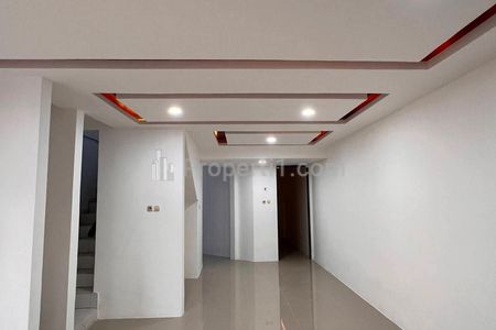Dijual Rumah 2 Lantai Siap Huni SHM IMB di Perumahan Nginden Intan Timur, Sukolilo, Surabaya