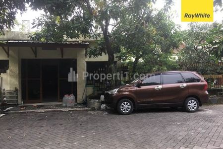Dijual Rumah Lelang Karang Mulya Wiyung Surabaya LT 391m2 SHGB