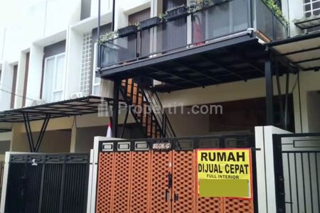 Jual Rumah Baru 3 Lantai Siap Huni di Tapos, Depok, Dekat ke AEON Mall Kota Wisata