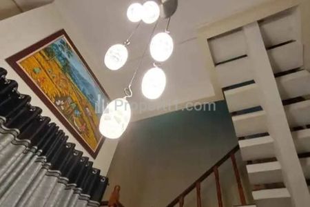 Jual Rumah 2 Lantai Hook Siap Huni di Sawangan, Depok