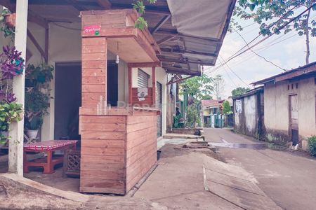 Dijual Rumah Bagus Pinggir Jalan Strategis Siap Usaha di Pancoran Mas, Depok