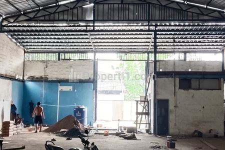 Disewakan Gudang Siap Pakai di Jalan Raya Narogong Bekasi