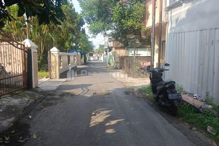 Dijual Tanah Kecil Strategis di HOS Cokroaminoto, Pusat Kota Jogja, Hanya 7 Menit Saja dari Malioboro dan Stasiun Tugu
