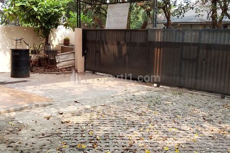 Disewakan Rumah 2 Lantai Siap Huni Dekat Mall Cinere Depok