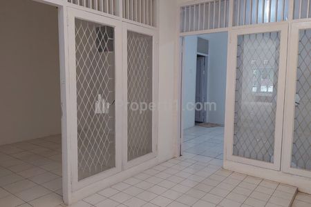 Disewakan Rumah Citra 2 Ukuran 6x20 m, Jakarta Barat
