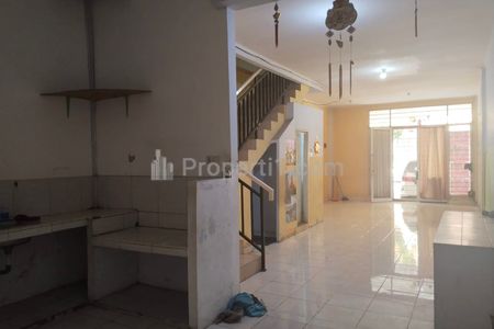 Disewakan Ruko City Garden 2.5 Lantai di Cengkareng, Jakarta Barat