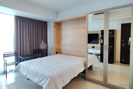 Sewa Apartemen The Aspen Peak Residence Dekat MRT Fatmawati, Jakarta Selatan - Studio Furnished