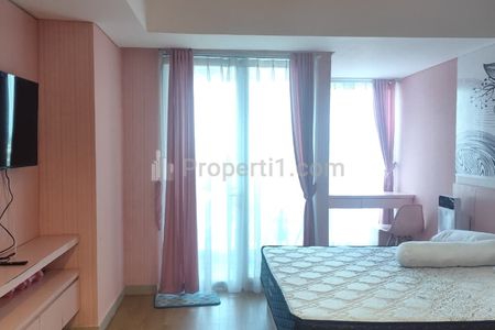 Sewa Apartemen The Aspen Peak Residence Dekat Mall One Belpark Fatmawati, Jakarta Selatan - Studio Furnished