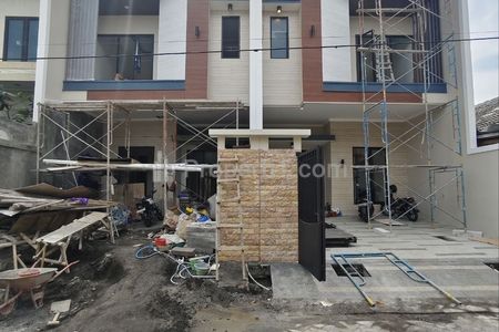 Dijual Rumah Baru Modern di Perumahan Nirwana Eksekutif Rungkut Surabaya Timur