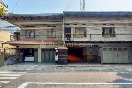 Jual Kost Premium 43 Kamar & 2 Toko Fasilitas Super Lengkap Strategis Dekat Perkantoran & Instansi Pemerintah di Sayap Jl. Soekarno Hatta Bandung