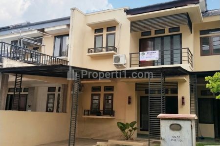 Disewakan Rumah 2 Lantai Dalam Komplek di Cinere, Depok