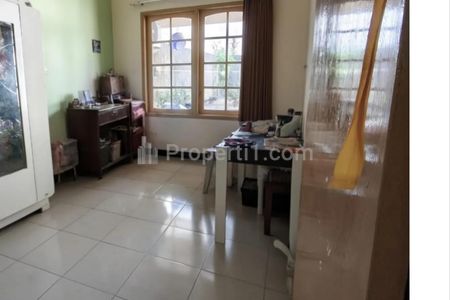 Jual Rumah Asri Kutisari Tenggilis Surabaya Selatan