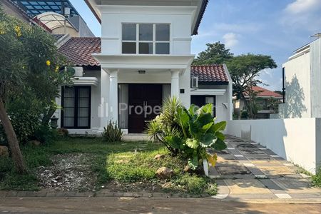 Disewakan Rumah di Surabaya Fullerton Citraland Utama Sudah Renovasi