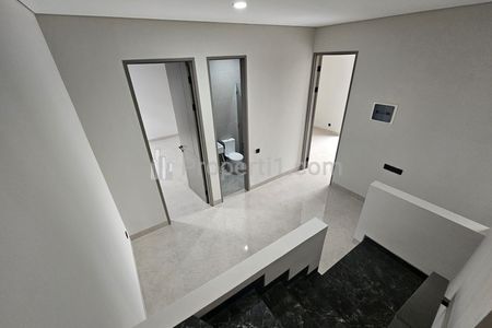 Sewa Rumah New Lake View Dempsey Citraland Benowo Surabaya Barat