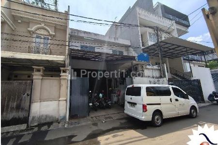 Dijual Ruko Murah 2 Lantai SHM Cash Only di Kebon Jeruk Permai, Kebon Jeruk, Jakarta Barat
