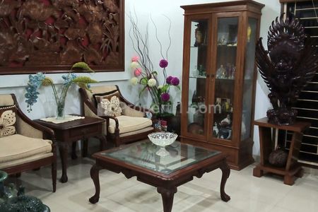 Dijual Cepat Rumah Semi Furnished di Harapan Indah Bekasi Dalam Cluster