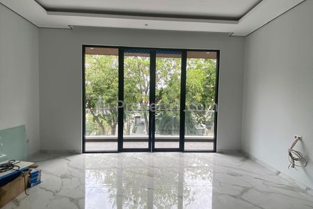 Jual Rumah Minimalis di Sunter Tanjung Priok Jakarta Utara - 3 Lantai 3+1 Kamar