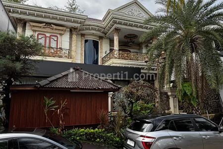 Dijual Rumah & Cafe Taman Villa Baru Pekayon Jaya Bekasi Selatan