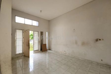 Dijual Rumah Siap Huni Standar Developer di Harapan Indah Bekasi Cluster Ifolia