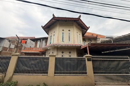Dijual Rumah 2 Lantai di Bawah Appraisal Dekat Kampus UPI Cibiru Bandung