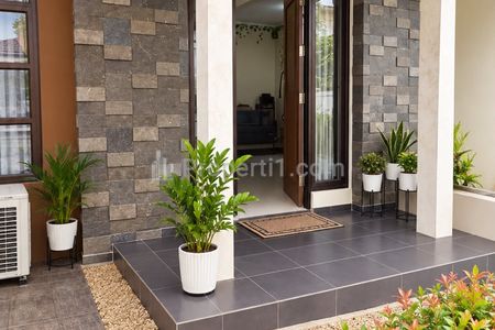 Dijual Cepat Rumah Rapih Terawat di Harapan Indah 2 Bekasi Cluster Aralia
