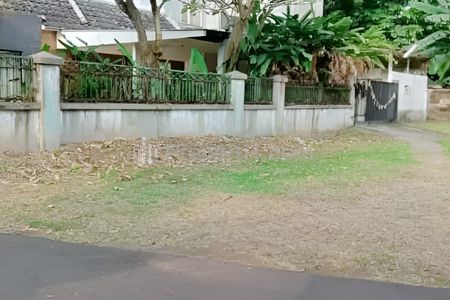 Dijual Rumah Bagus Siap Huni di Jl. Kesehatan Bintaro Jakarta Selatan