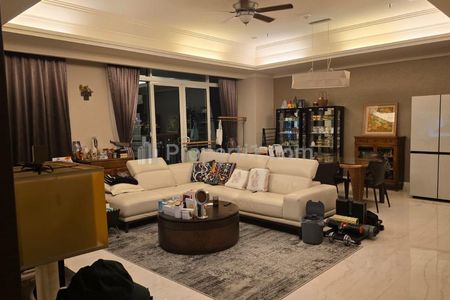 Dijual Apartement Botanica 3BR Furnished