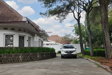 Jual Rumah Heritage Belanda di Cihampelas Bandung