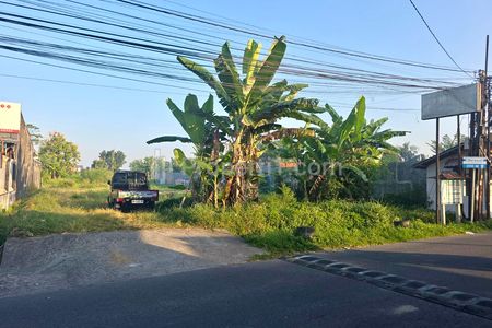 Dijual Tanah Luas Strategis Pinggir Jalan Utama Seturan Dekat Kampus UPN, STIE YKPN, UGM & Amplaz mall