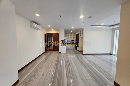 Dijual Apartemen Condominium Luas 183.09m2 Tipe 3+1 BR Semi Furnish Centrum - Centre Point Mall Jalan Jawa Medan