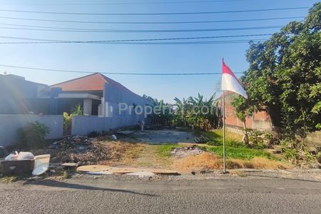Dijual Tanah Lokasi Made, Surabaya Barat