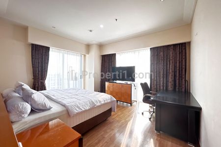 Disewakan Unit Apartemen Standar Ekspatriat, Best Rate di The Pakubuwono Residence Tipe 2+1 BR Fully Furnished