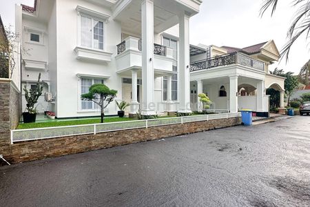 Dijual Newly Renovated Modern Classic House Dalam Komplek di Margasatwa Raya, Cilandak, Jakarta Selatan