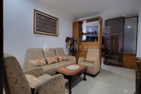 Rumah Dijual 100 Meter dari Panglima Polim Raya, Kebayoran Baru, Jakarta Selatan, Dekat MRT Blok M